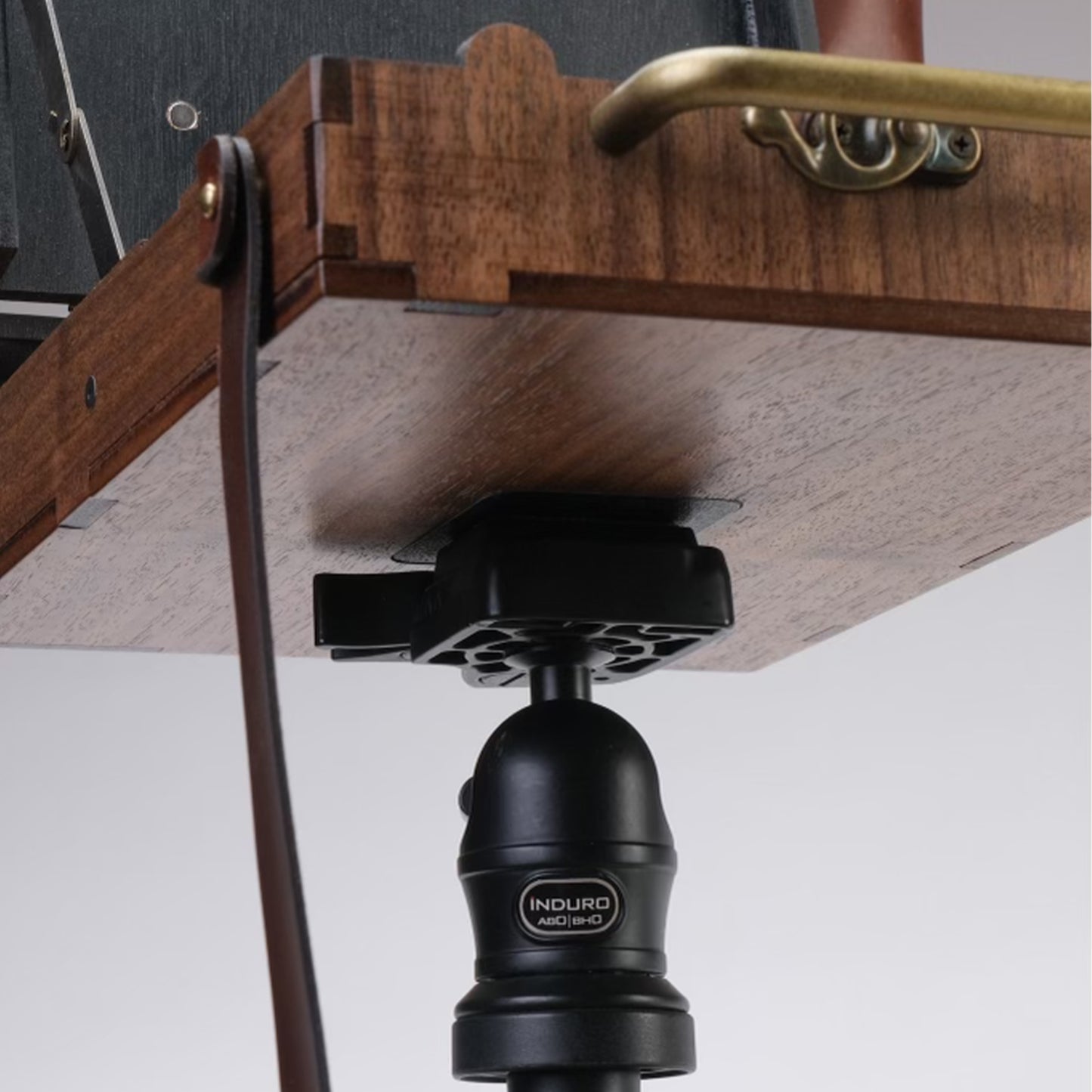 Messenger Art - Plein Air Pochade Box