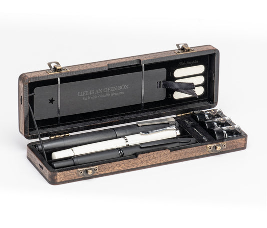 3 Pen & Sample Box